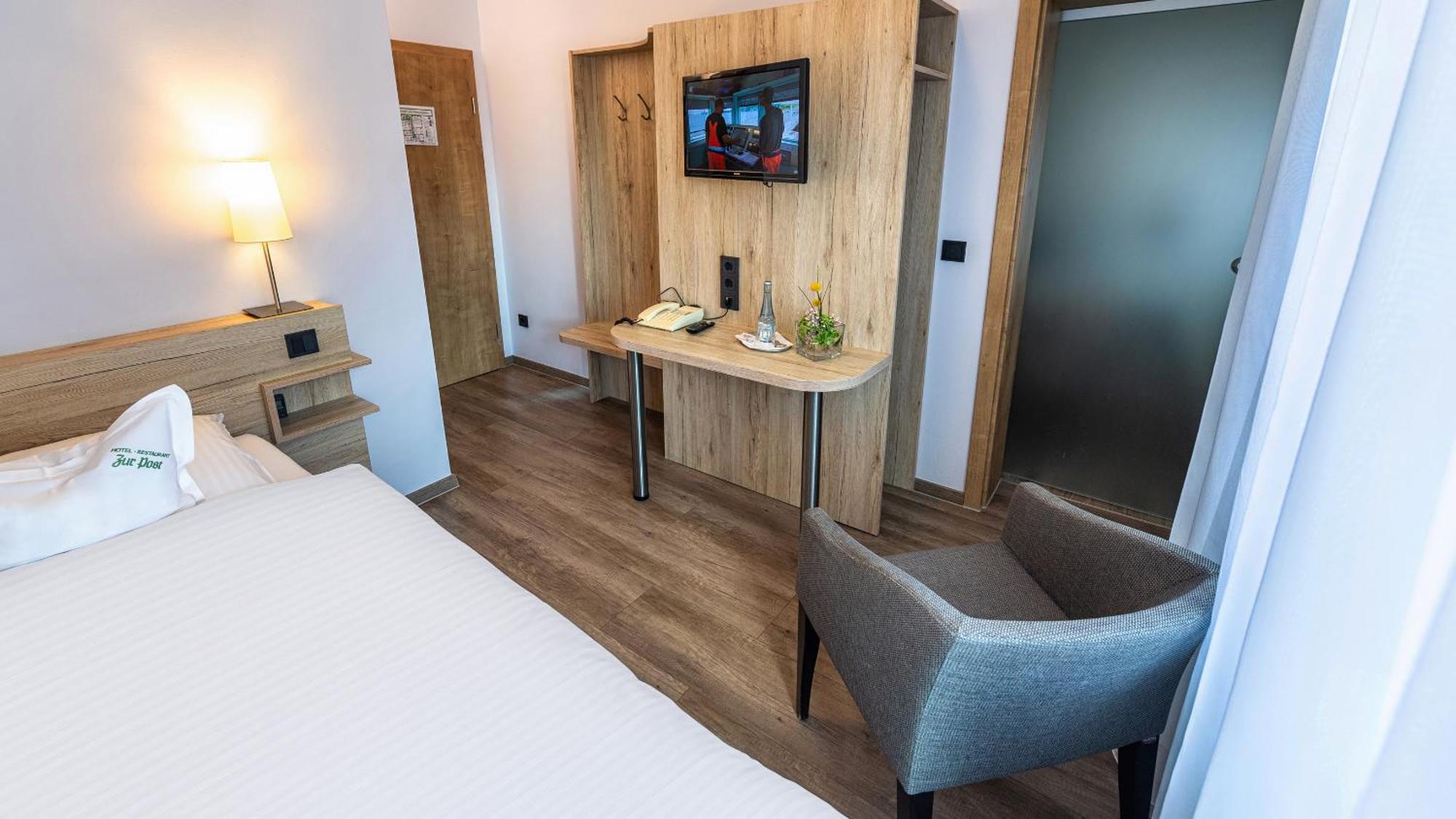 Hotel Restaurant "Zur Post" Holdorf Экстерьер фото