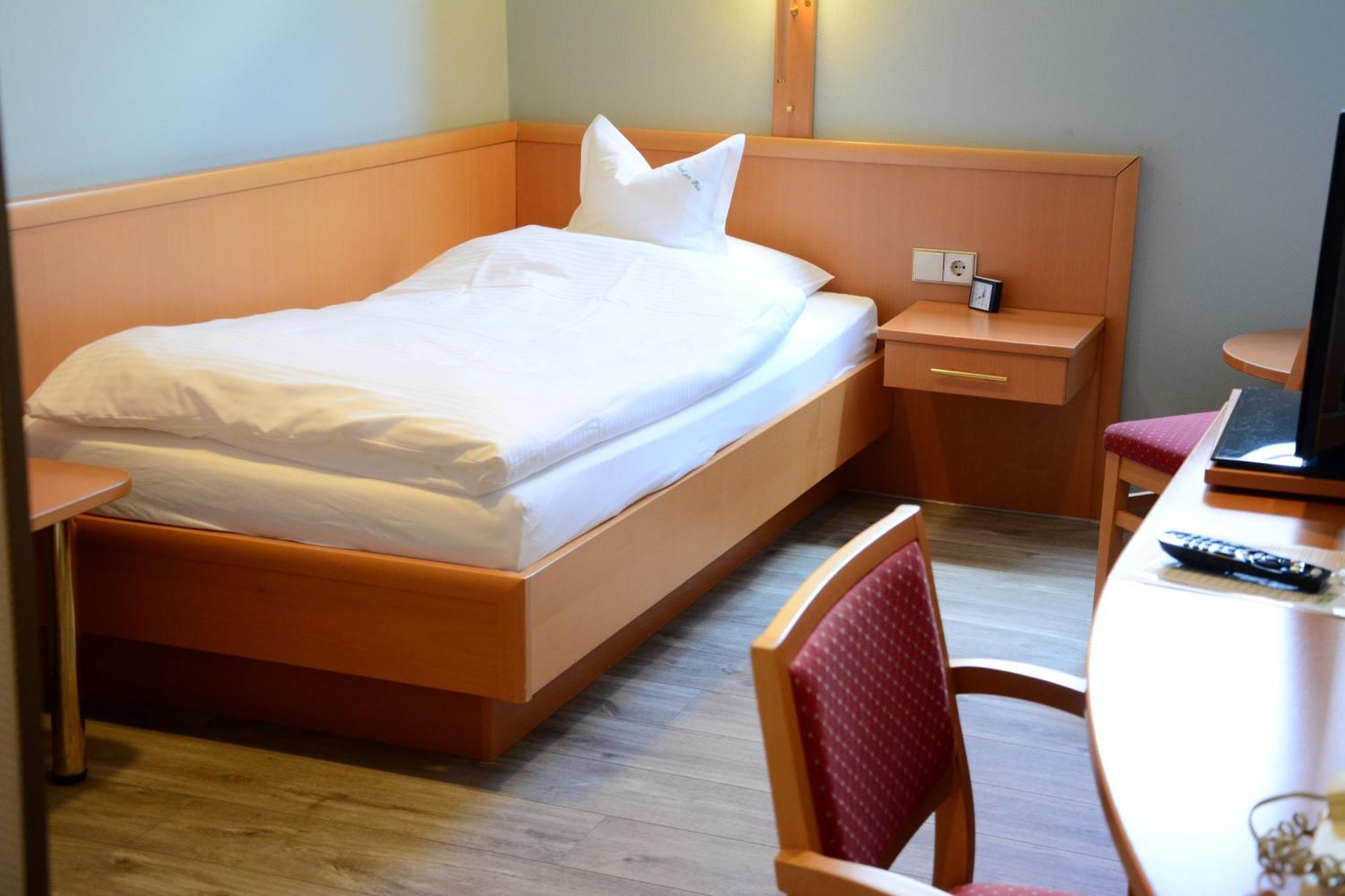 Hotel Restaurant "Zur Post" Holdorf Экстерьер фото