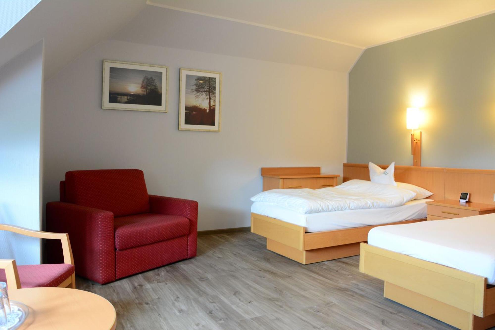 Hotel Restaurant "Zur Post" Holdorf Экстерьер фото