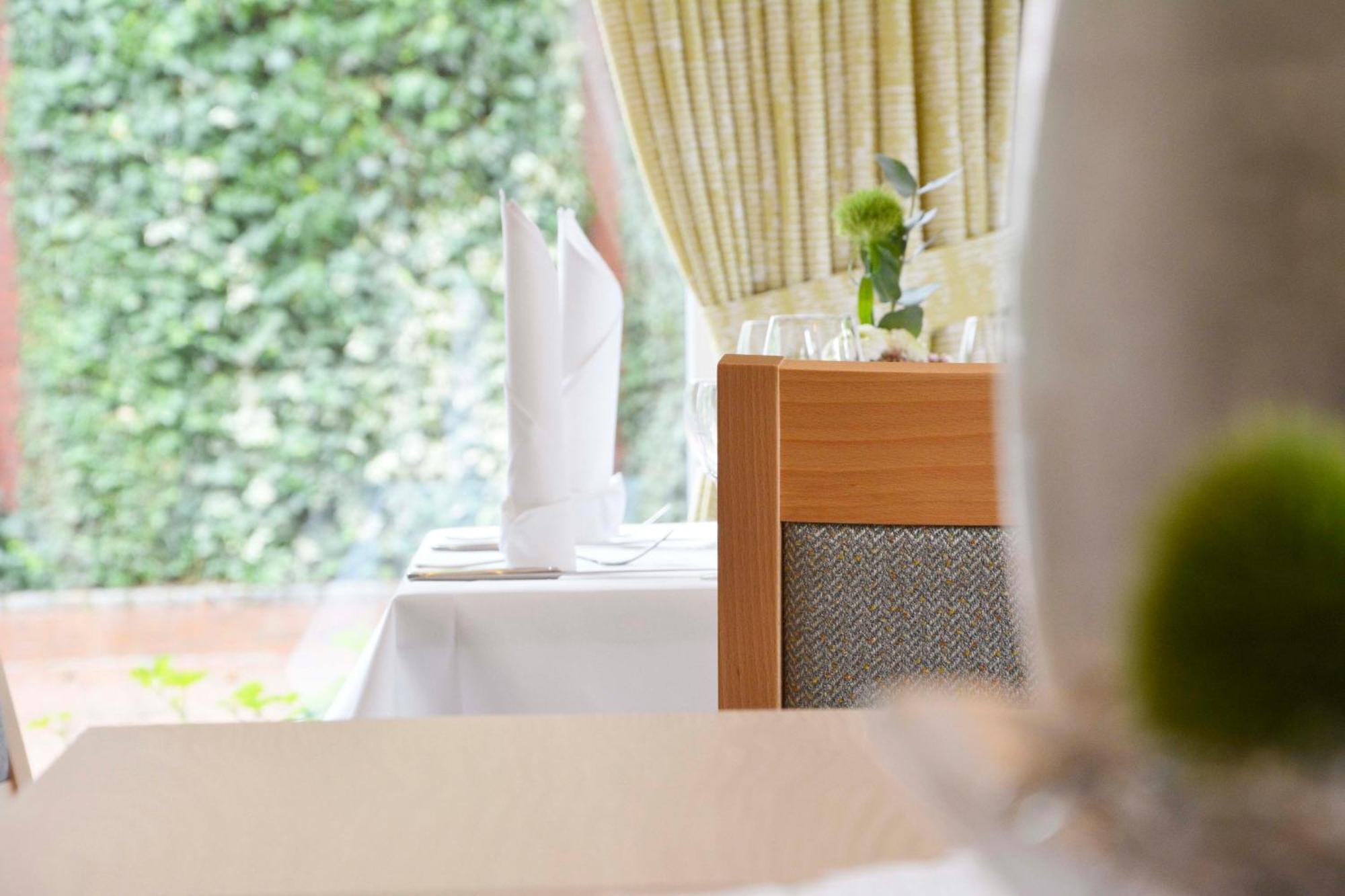 Hotel Restaurant "Zur Post" Holdorf Экстерьер фото